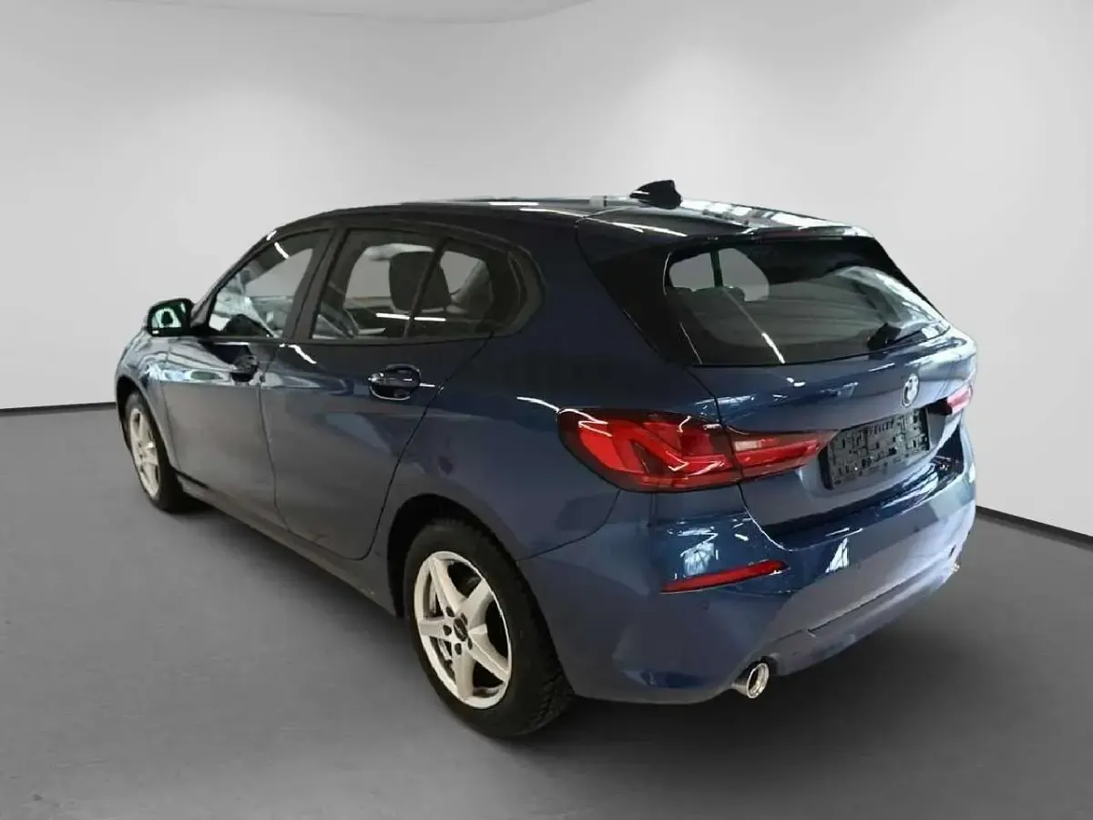Gebraucht BMW 118 Advantage 150 PS (110 kW) 2023 Blau Limousine
