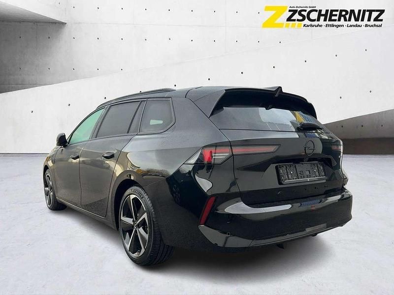 Gebraucht Opel Astra 136 PS (100 kW) 2024 Lackierung schwarz perla nera/ Kombi
