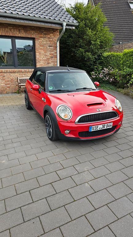 Rot Gebraucht 2009 Mini Cooper S Cabriolet Cabrio | 7.900 € (Fairer Preis) - Bild 1/4