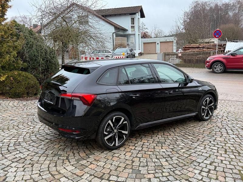 Neu Skoda Scala Monte Carlo 150 PS (110 kW) 2025 Schwarz Kleinwagen