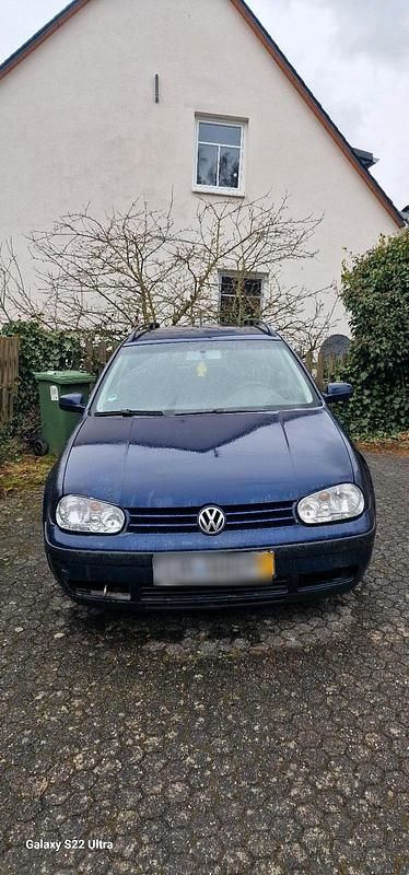Gebraucht VW Golf IV 131 PS (96 kW) 2003 Blau Kombi