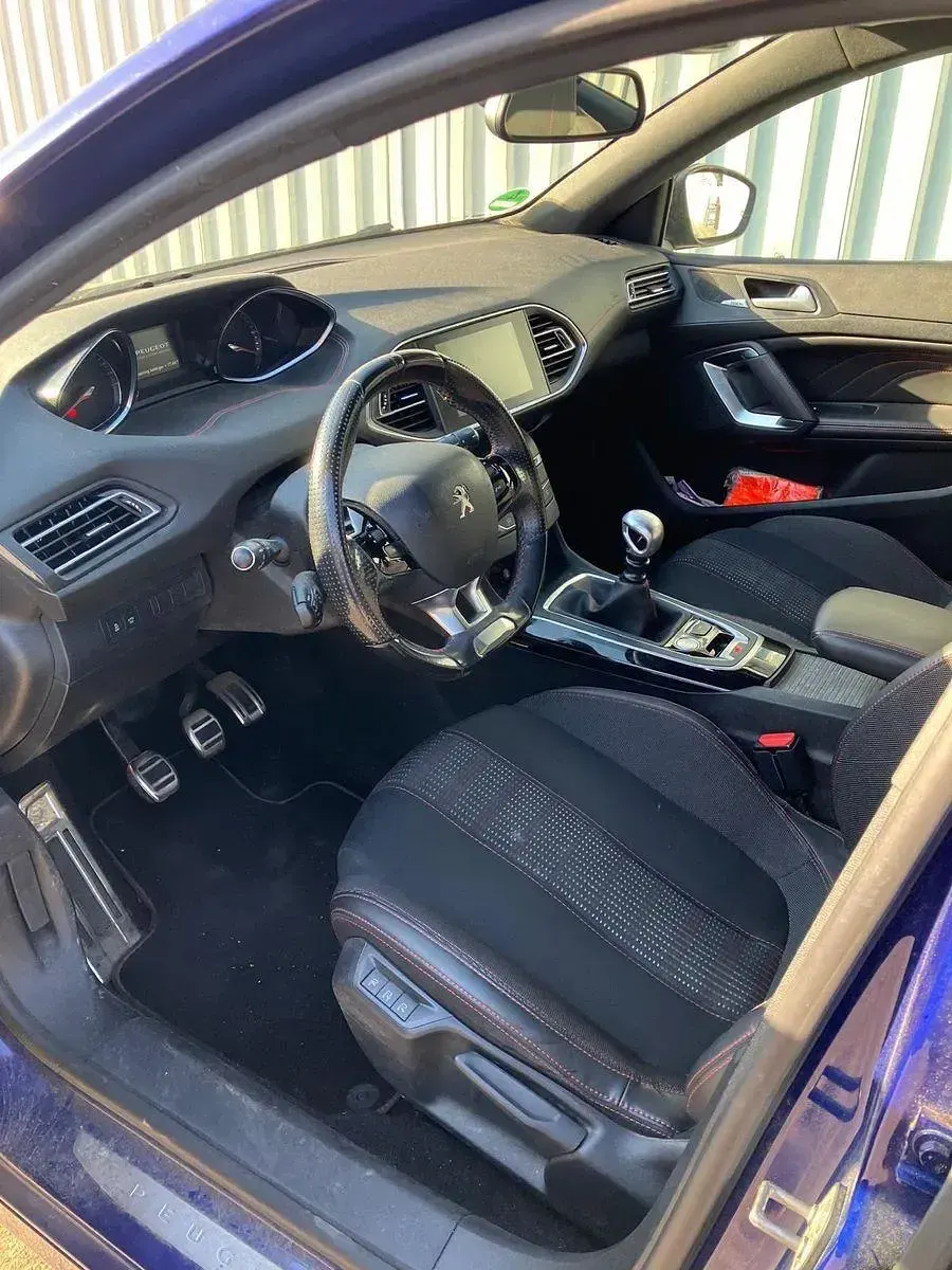 Gebraucht Peugeot 308 GT-line 150 PS (110 kW) 2017 Blau Kombi