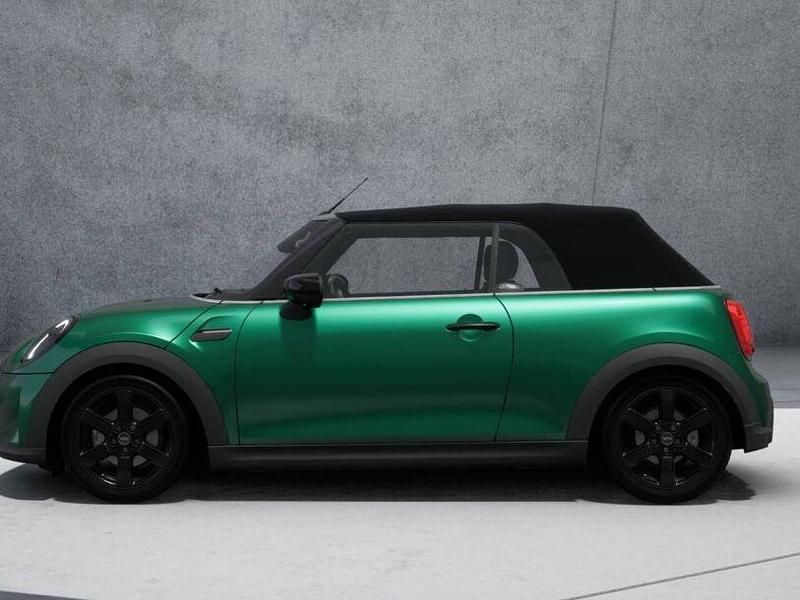Gebraucht Mini Cooper Classic 136 PS (100 kW) 2023 Grün Kleinwagen