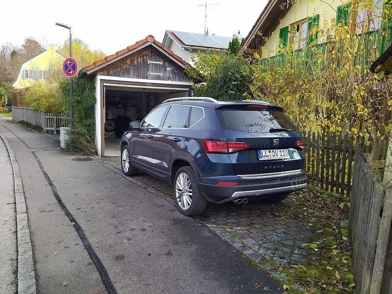 Gebraucht Seat Ateca 4Drive 150 PS (110 kW) 2019 Blau SUV