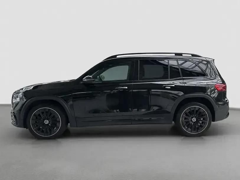 Gebraucht Mercedes GLB200 AMG 150 PS (110 kW) 2025 Kosmosschwarz (metallic) SUV