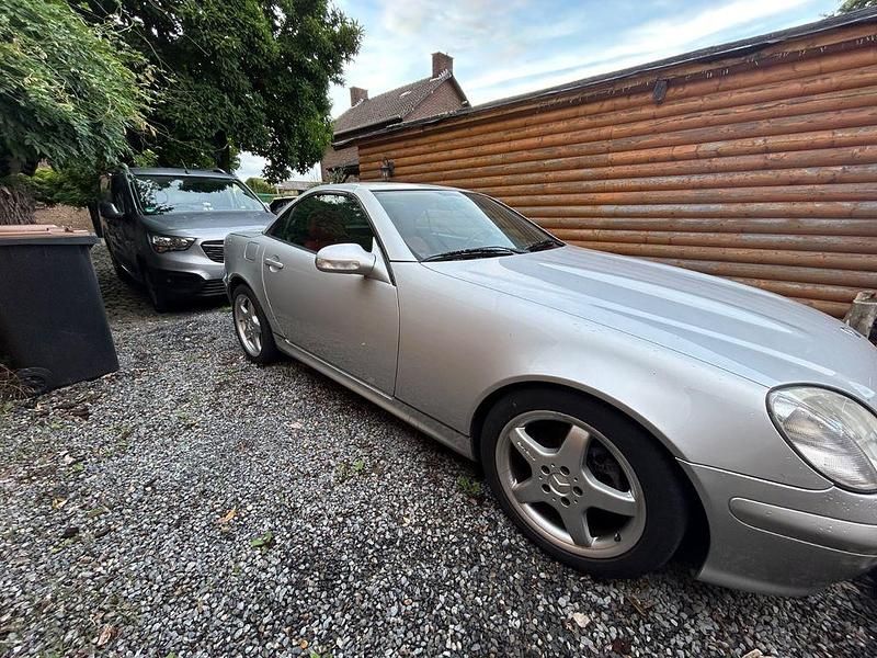 Gebraucht Mercedes SLK200 163 PS (119 kW) 2000 Silber Cabrio