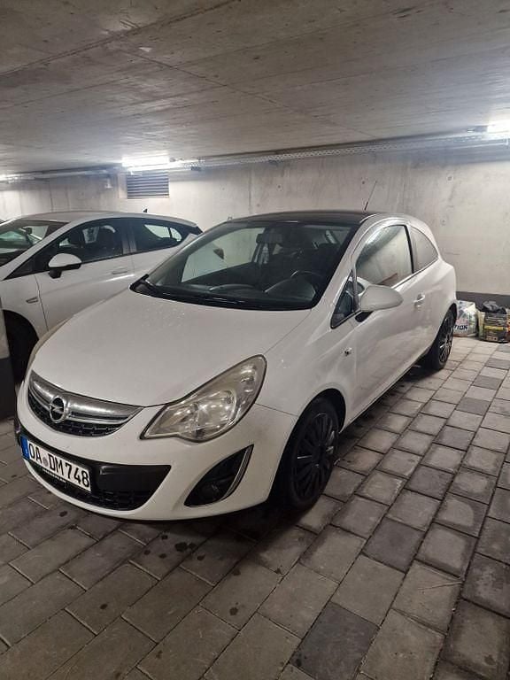 Gebraucht Opel Corsa Color Edition 101 PS (74 kW) 2011 Weiß Kleinwagen