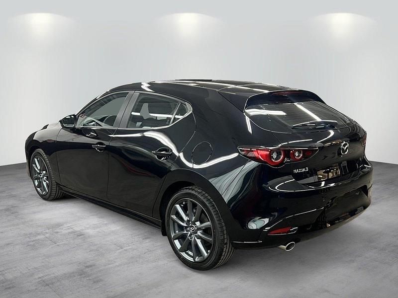 Nowe Mazda 3 140 KM (102 kW) 2026 Czarny Sedan/Limuzyna