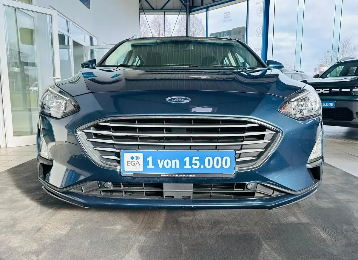 Gebraucht Ford Focus Cool & Connect 120 PS (88 kW) 2021 Blau Kombi