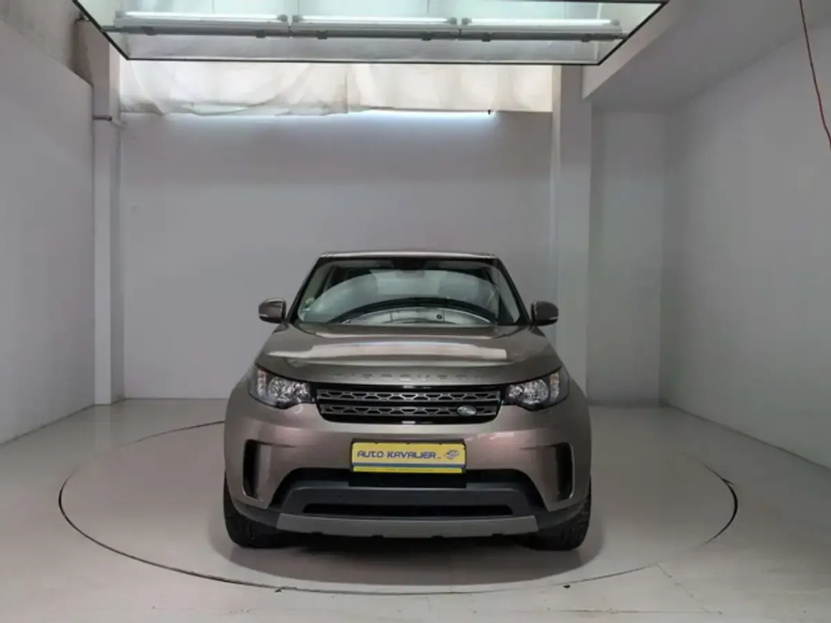Gebraucht Land Rover Discovery 5 SE 179 PS (131 kW) 2017 Braun SUV