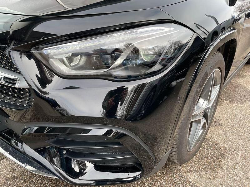Gebraucht Mercedes GLA200 AMG 163 PS (119 kW) 2025 Schwarz SUV