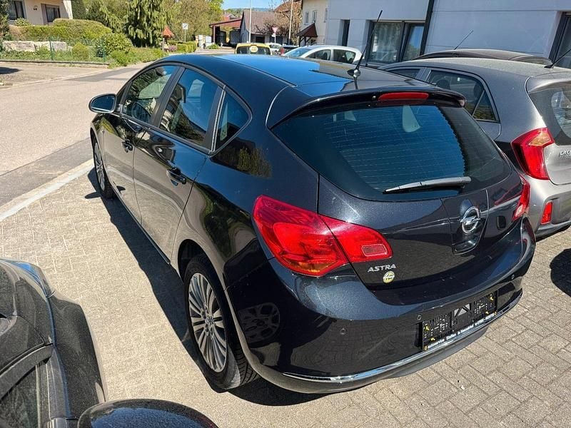 Brugt Opel Astra Edition 120 HK (88 kW) 2014 Sort Sedan