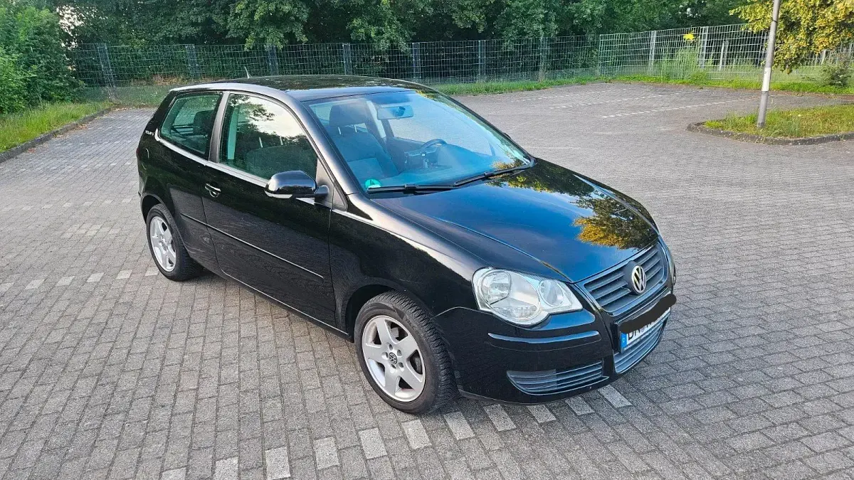 Gebraucht VW Polo 60 PS (44 kW) 2007 Schwarz Kleinwagen