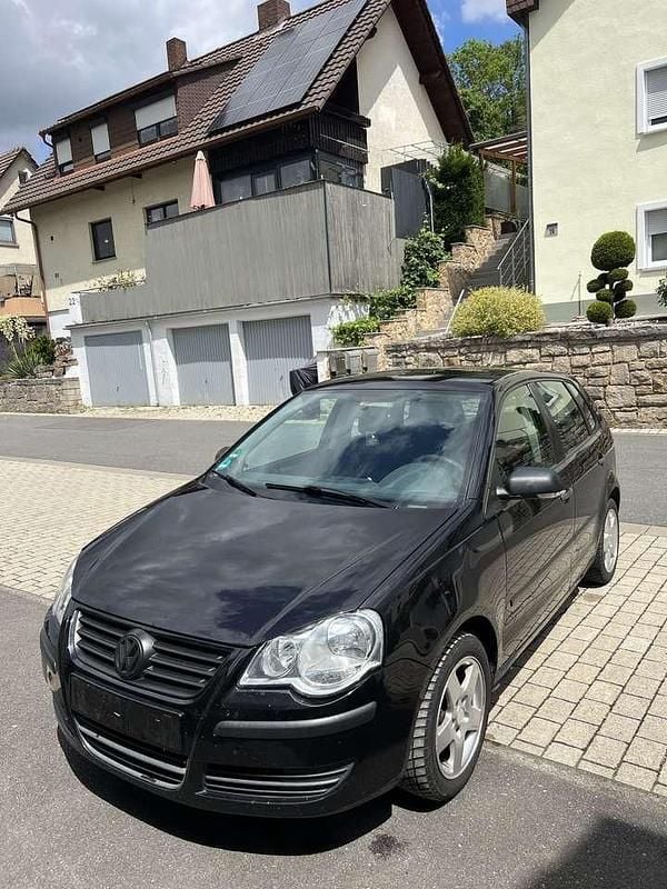 Schwarz Gebraucht 2006 VW Polo Comfortline Limousine | 690 € (Fairer Preis) - Bild 1/4