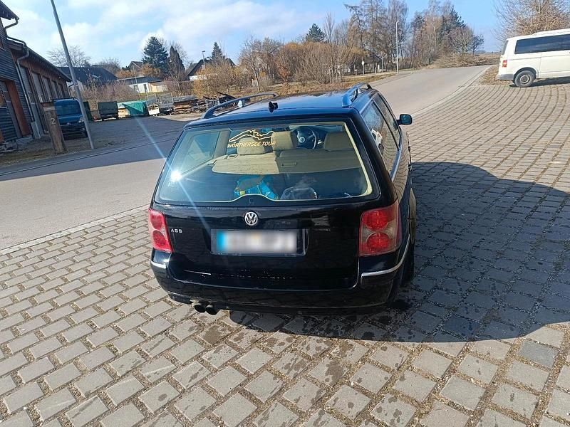 Gebraucht VW Passat 240 PS (176 kW) 2001 Schwarz Kombi