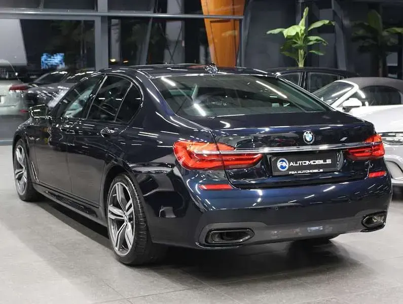 Gebraucht BMW 730 M Sport 265 PS (194 kW) 2019 Schwarz Limousine