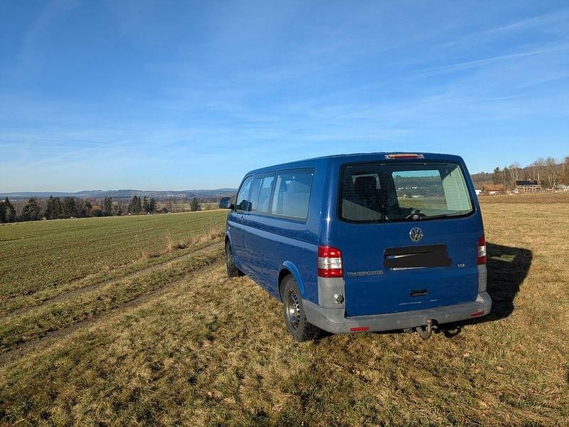 Gebraucht VW Transporter Basis 140 PS (102 kW) 2010 Blau Van