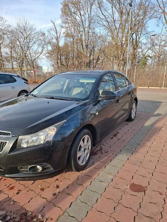 Schwarz Gebraucht 2011 Chevrolet Cruze LTZ Limousine | 2.400 € (Guter Preis) - Bild 1/4
