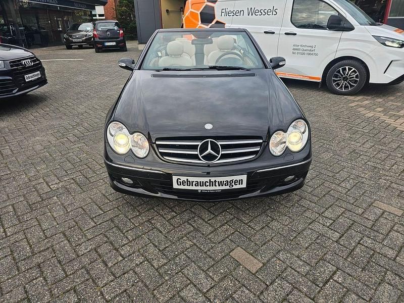 Gebraucht Mercedes CLK200 163 PS (119 kW) 2006 Schwarz Cabrio