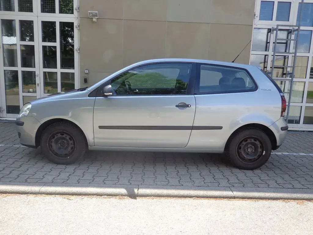 Gebraucht VW Polo 69 PS (50 kW) 2007 Silber Kleinwagen