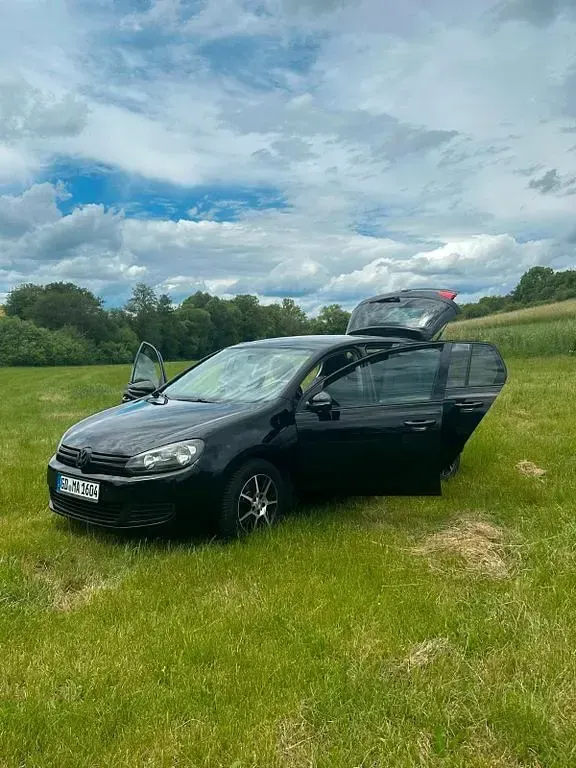 Gebraucht VW Golf VI Comfortline 80 PS (58 kW) 2011 Schwarz Kleinwagen