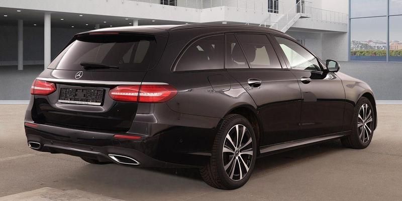 Gebraucht Mercedes E400 AMG 340 PS (250 kW) 2019 Schwarz Kombi