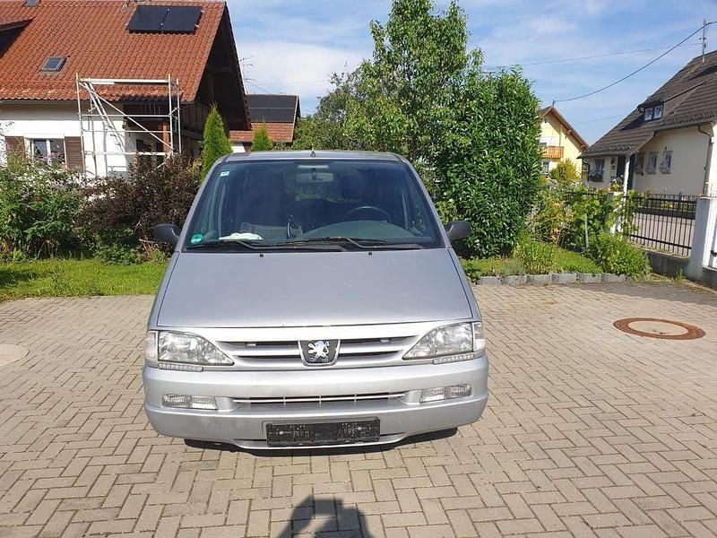 Gebraucht Peugeot 806 136 PS (100 kW) 2002 Silber Van / Kleinbus