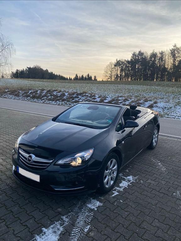 Schwarz Gebraucht 2013 Opel Cascada Edition Cabrio | 8.500 € (Fairer Preis) - Bild 1/4