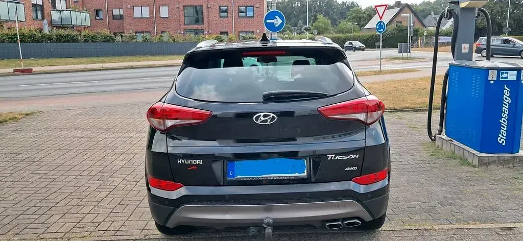 Gebraucht Hyundai Tucson Premium 185 PS (136 kW) 2016 Schwarz SUV