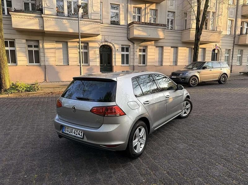 Gebraucht VW Golf VII 140 PS (102 kW) 2013 Grau Limousine