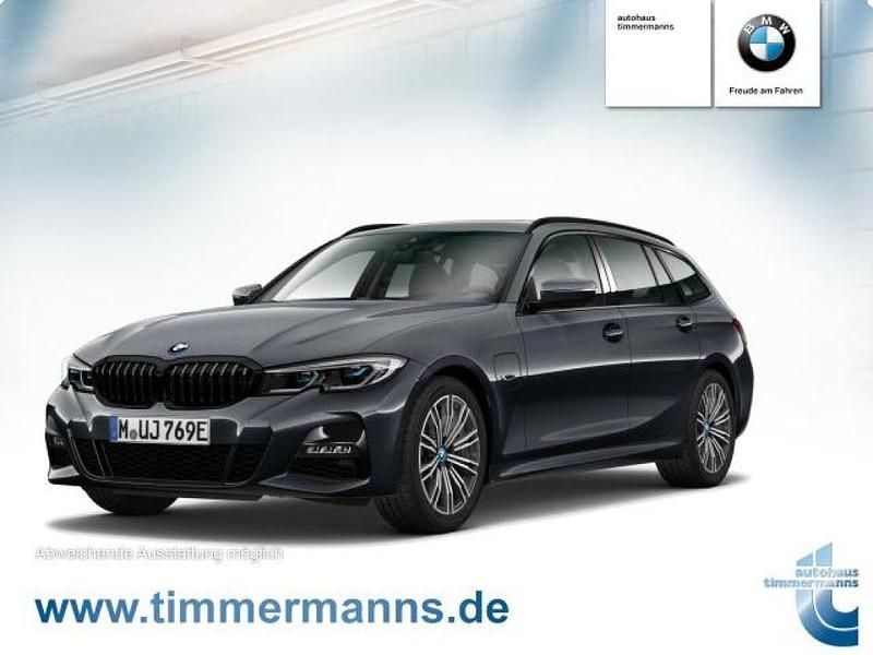 Mineralgrau (metallic) Gebraucht 2022 BMW 330e Sport Line Kombi | 33.490 € (Etwas zu teuer) - Bild 1/4