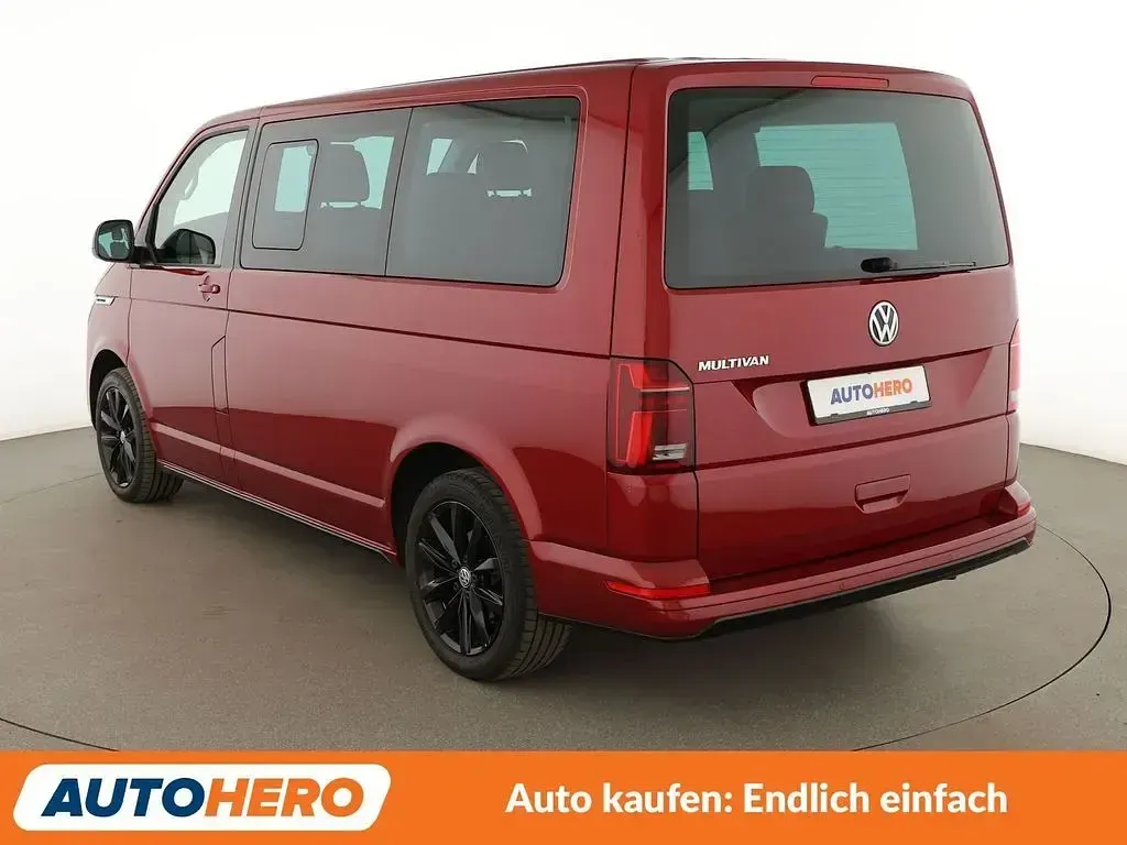 Gebraucht VW Multivan Comfortline 150 PS (110 kW) 2021 Rot Van / Kleinbus