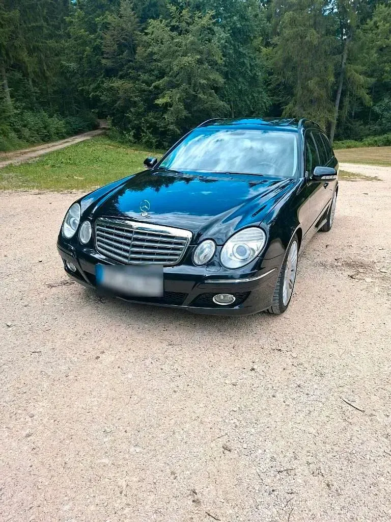Gebraucht Mercedes E350 Elegance 272 PS (200 kW) 2008 Schwarz Limousine