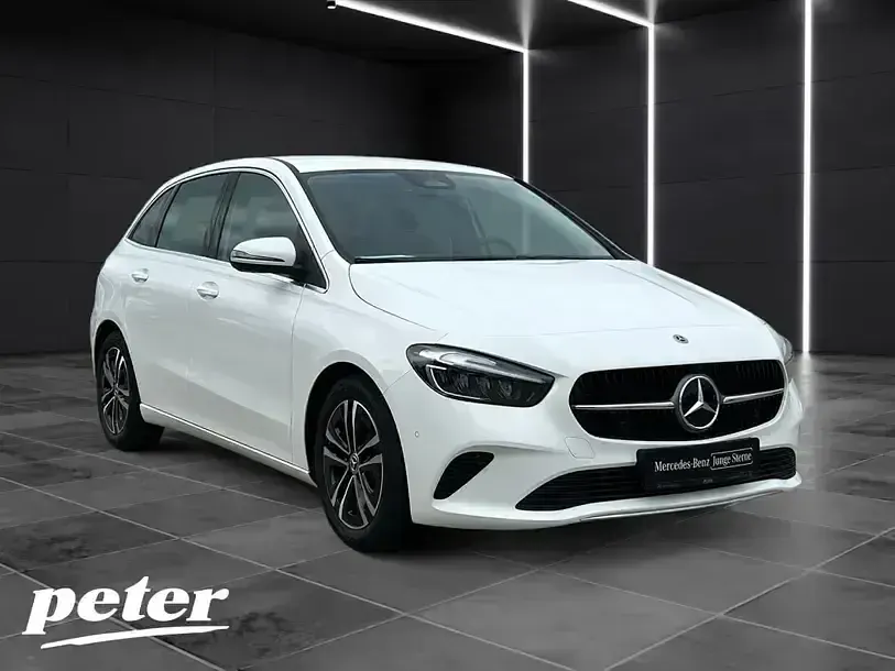 Gebraucht Mercedes B180 Progressive 136 PS (100 kW) 2025 Unilack polarweiß Kleinwagen