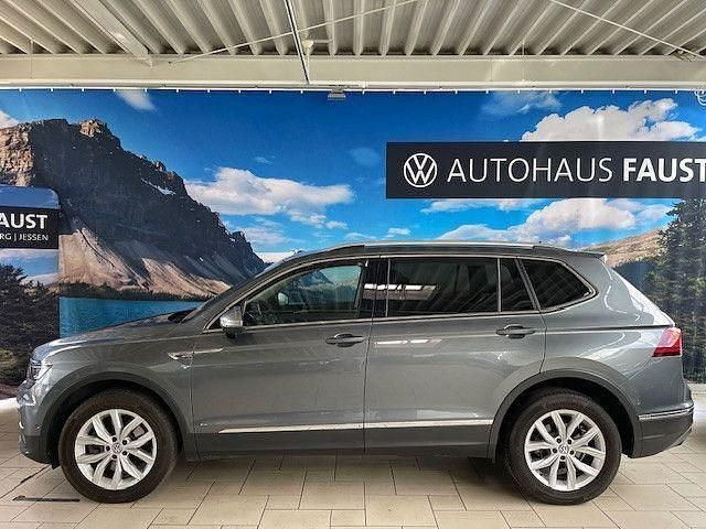 Gebraucht VW Tiguan Allspace Highline 190 PS (139 kW) 2018 Grau metallic SUV
