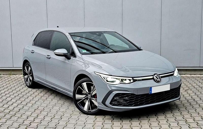 Gebraucht VW Golf VIII GTE 245 PS (180 kW) 2021 Mondsteingrau Limousine