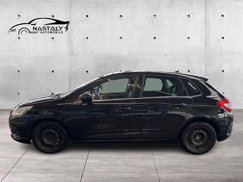 Gebraucht Citroën C4 SELECTION 92 PS (67 kW) 2012 Schwarz Limousine