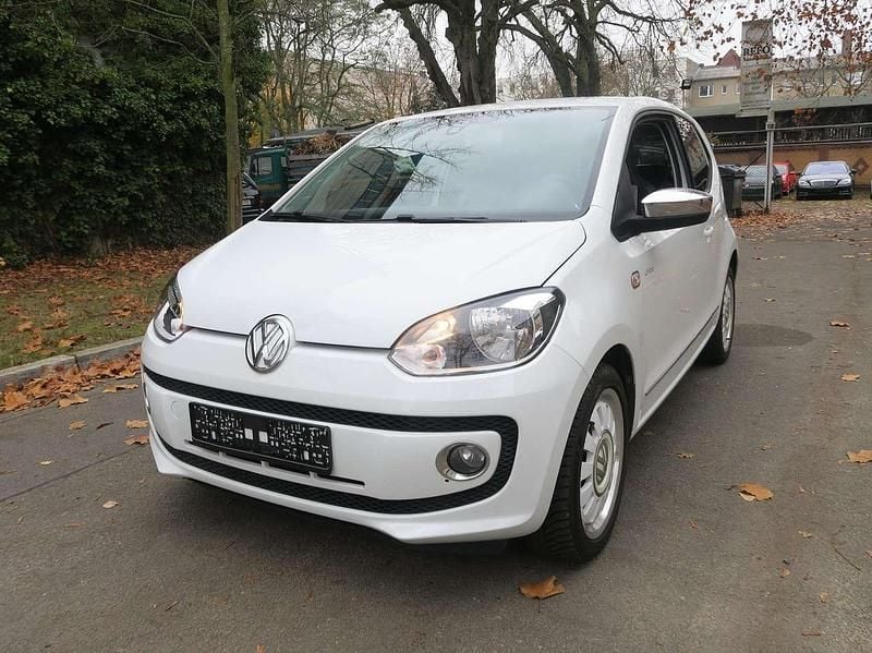 Pure white Gebraucht 2011 VW up! Kleinwagen | 5.600 € (Fairer Preis) - Bild 1/4