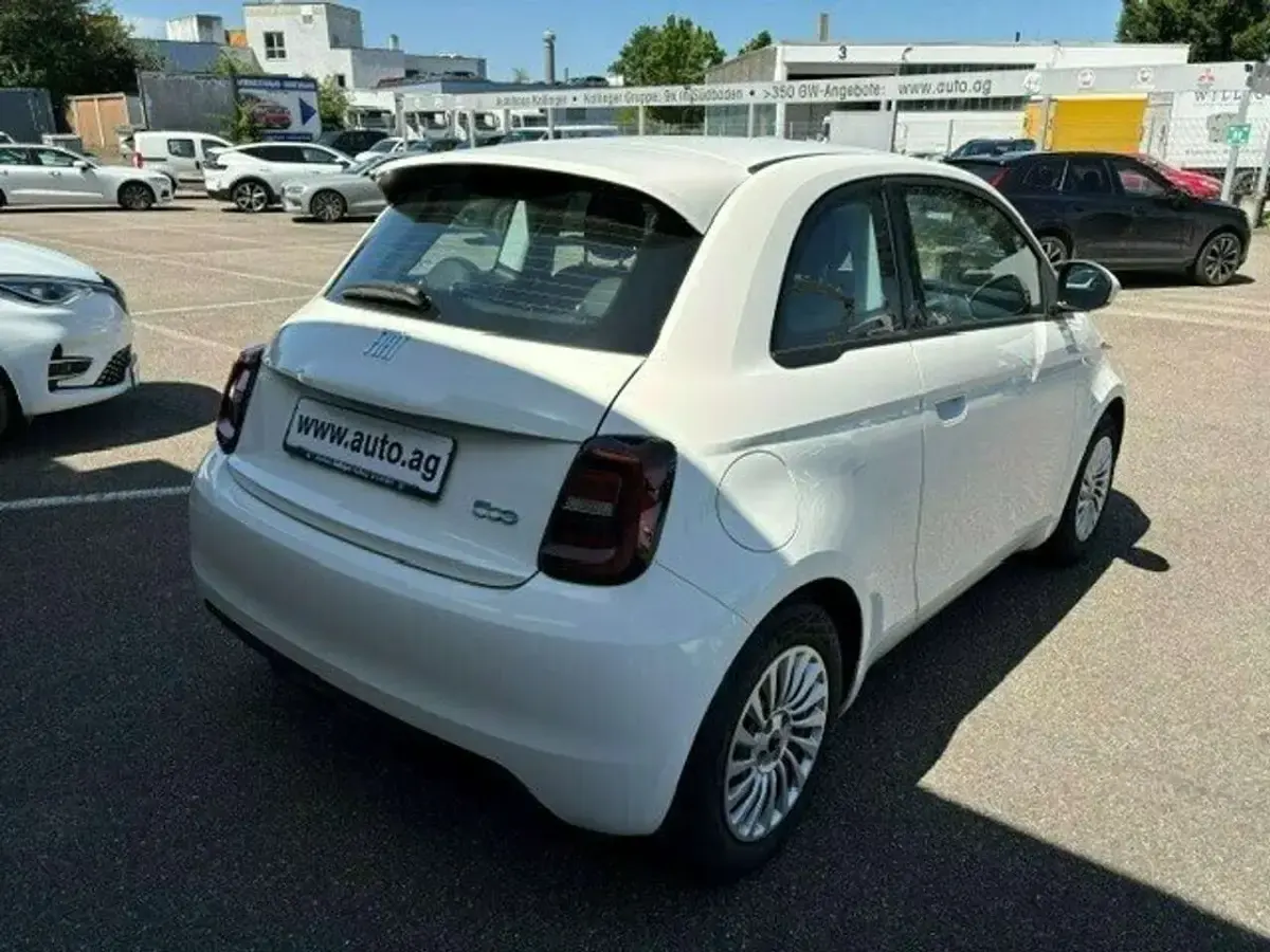 Gebraucht Fiat 500e 86 kW (118 PS) 2023 Weis Limousine