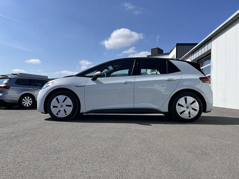 Gebraucht VW ID.3 Pure 110 kW (150 PS) 2021 Weiß Kleinwagen