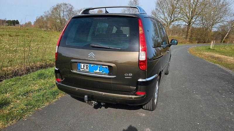 Gebraucht Citroën C8 Exclusive 163 PS (119 kW) 2012 Braun Van / Kleinbus