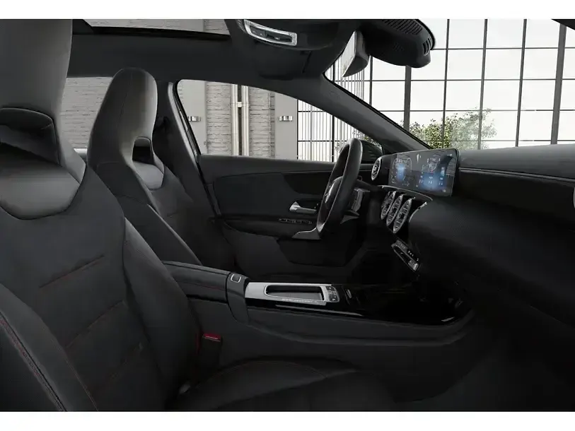 Gebraucht Mercedes A200 AMG 150 PS (110 kW) 2025 Schwarz Limousine