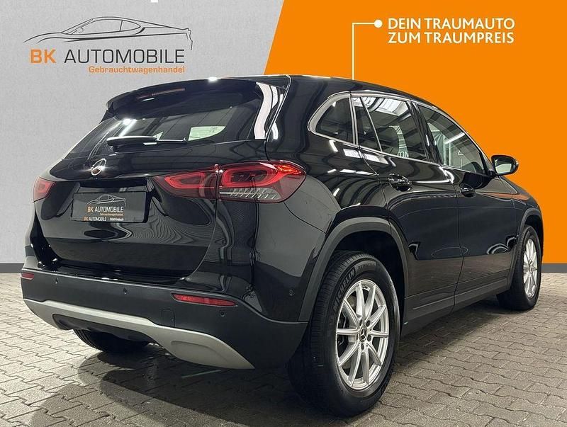 Gebraucht Mercedes GLA220 190 PS (139 kW) 2020 Schwarz SUV