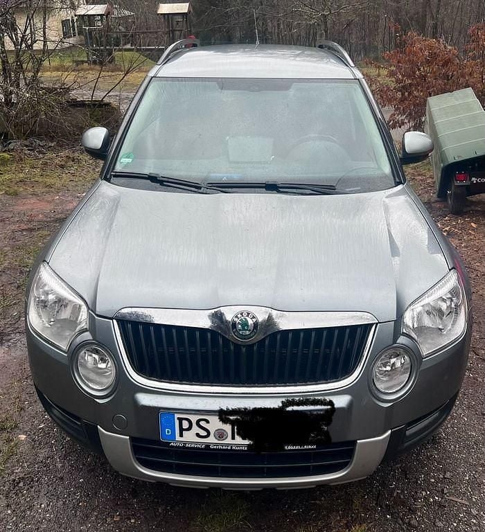 Gebraucht Skoda Yeti 110 PS (80 kW) 2010 Grau SUV