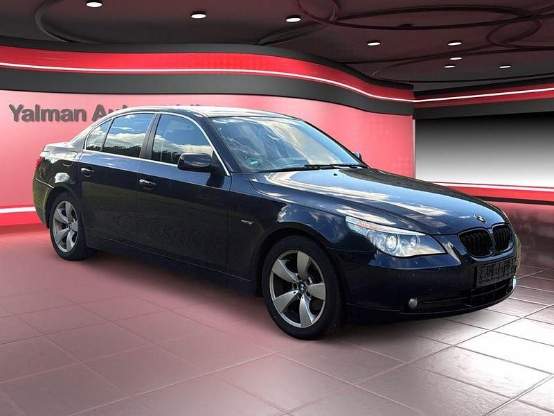 Gebraucht BMW 523 Advantage 177 PS (130 kW) 2006 Blau Limousine