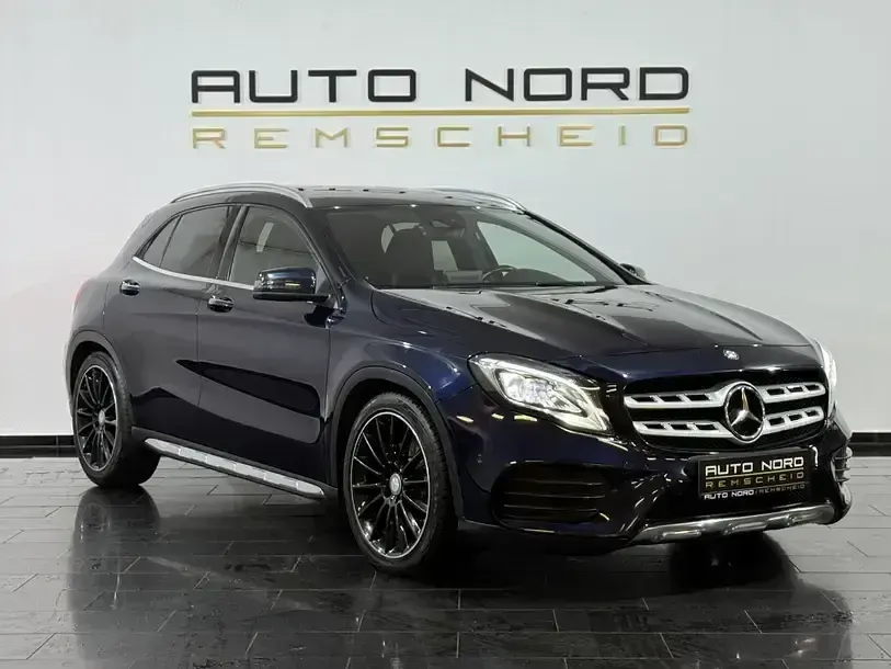 Gebraucht Mercedes GLA220 AMG line 177 PS (130 kW) 2017 Blau SUV