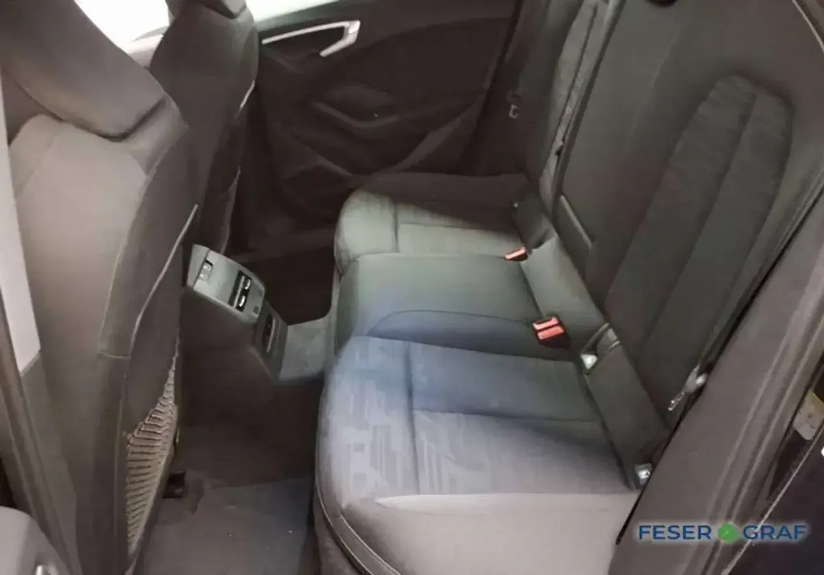 Gebraucht Audi A5 Sport 204 PS (150 kW) 2025 Blau Kombi