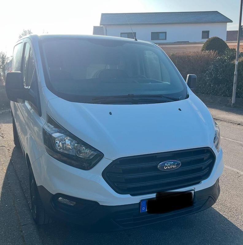 Gebraucht Ford Transit Custom 105 PS (77 kW) 2018 Weiß Van / Kleinbus