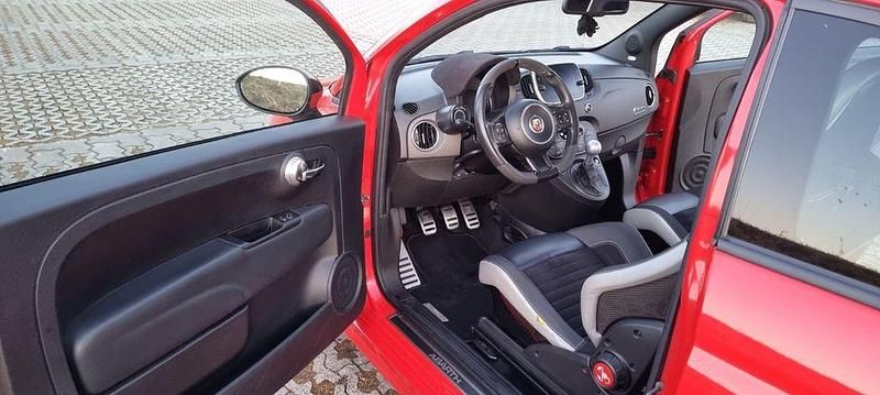 Gebraucht Abarth 595 Competizione 179 PS (131 kW) 2018 Rot Kleinwagen