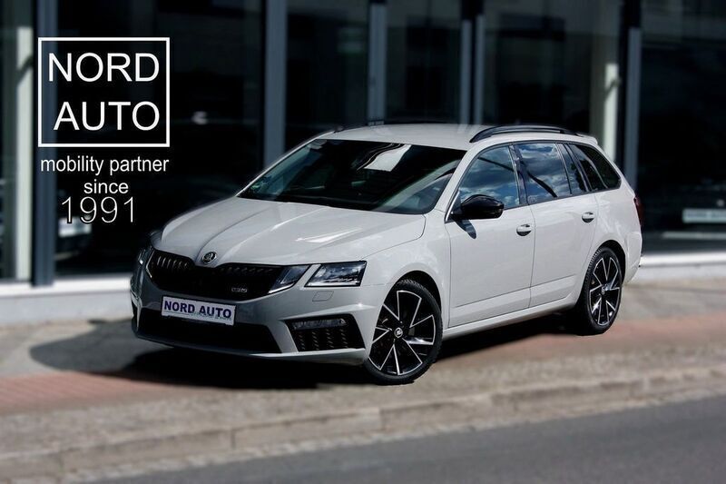Grau Gebraucht 2019 Skoda Octavia RS Kombi | 21.790 € (Teuer) - Bild 1/4